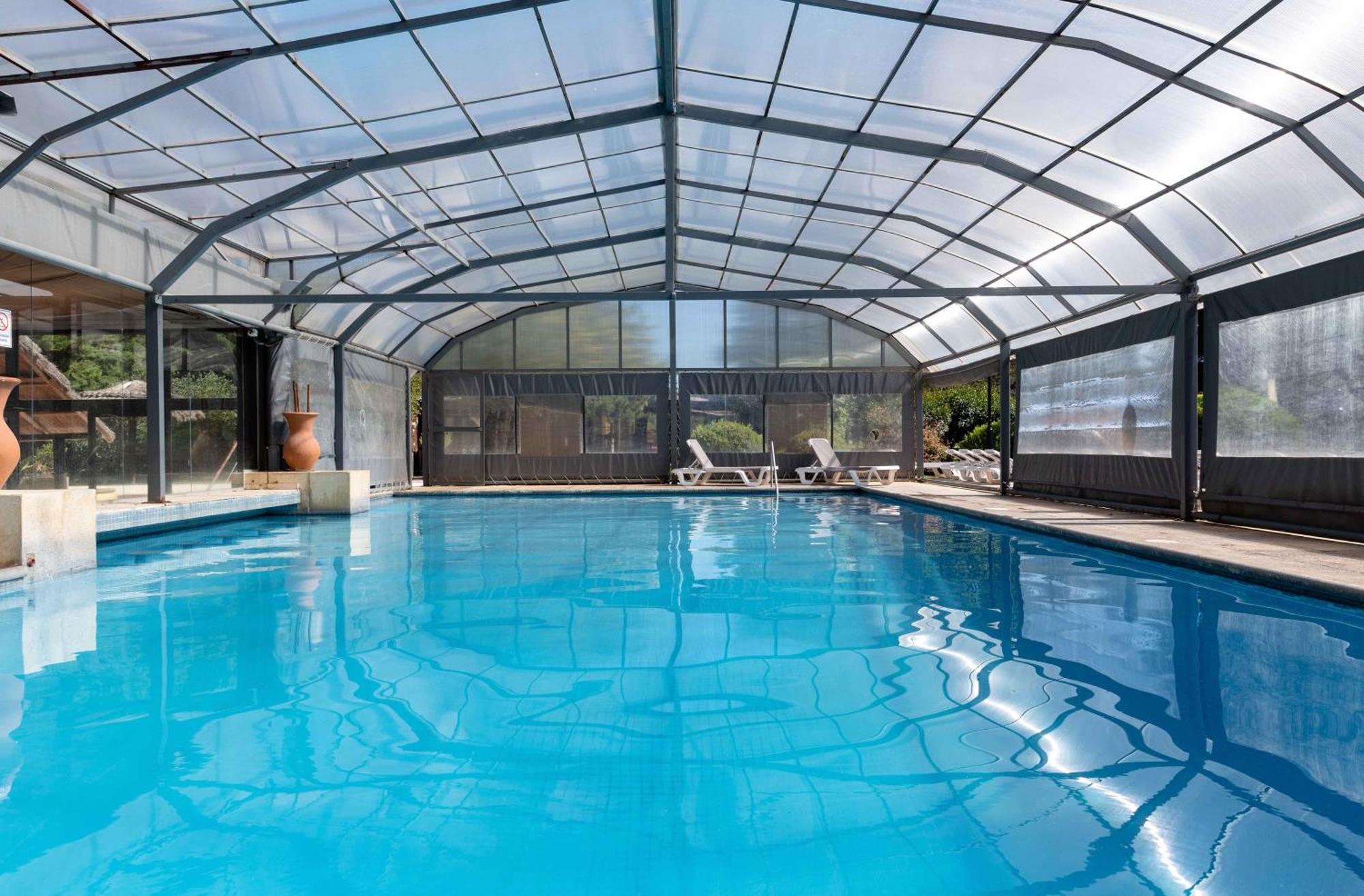Wyndham Garden Lujan Hotel Екстериор снимка